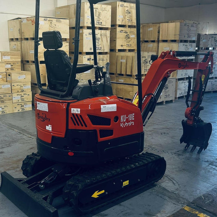 1.8 Ton, Kubota Engine Mini Excavator | KU18EC