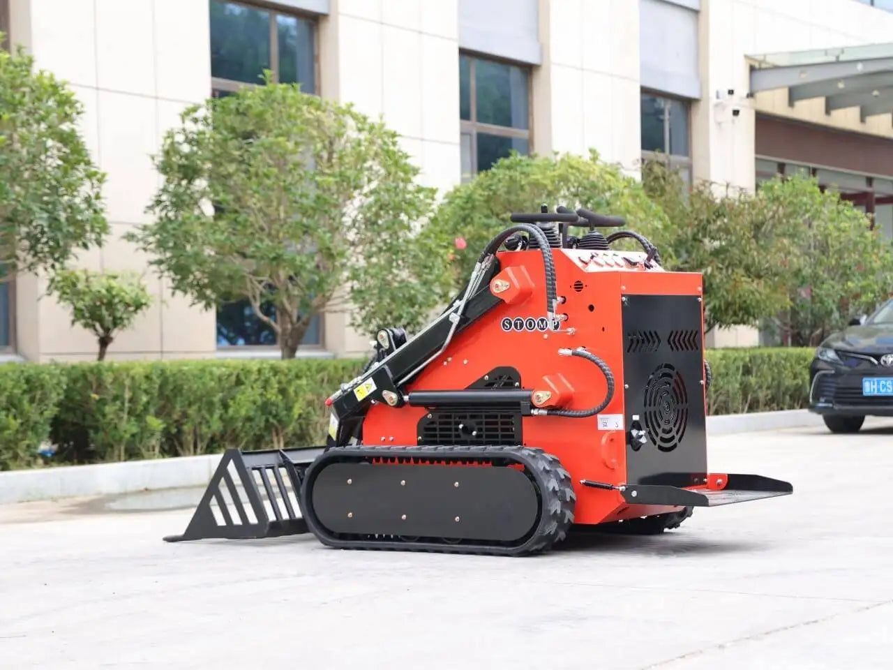 Skid Steer Loader Attachment Rock Bucket USA - 0