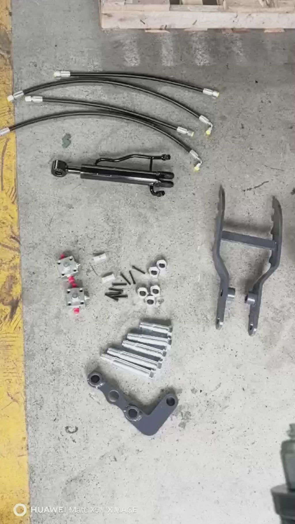 Hydraulic Thumb for 1 Ton Mini Excavator | 12EX-HYMZJIII