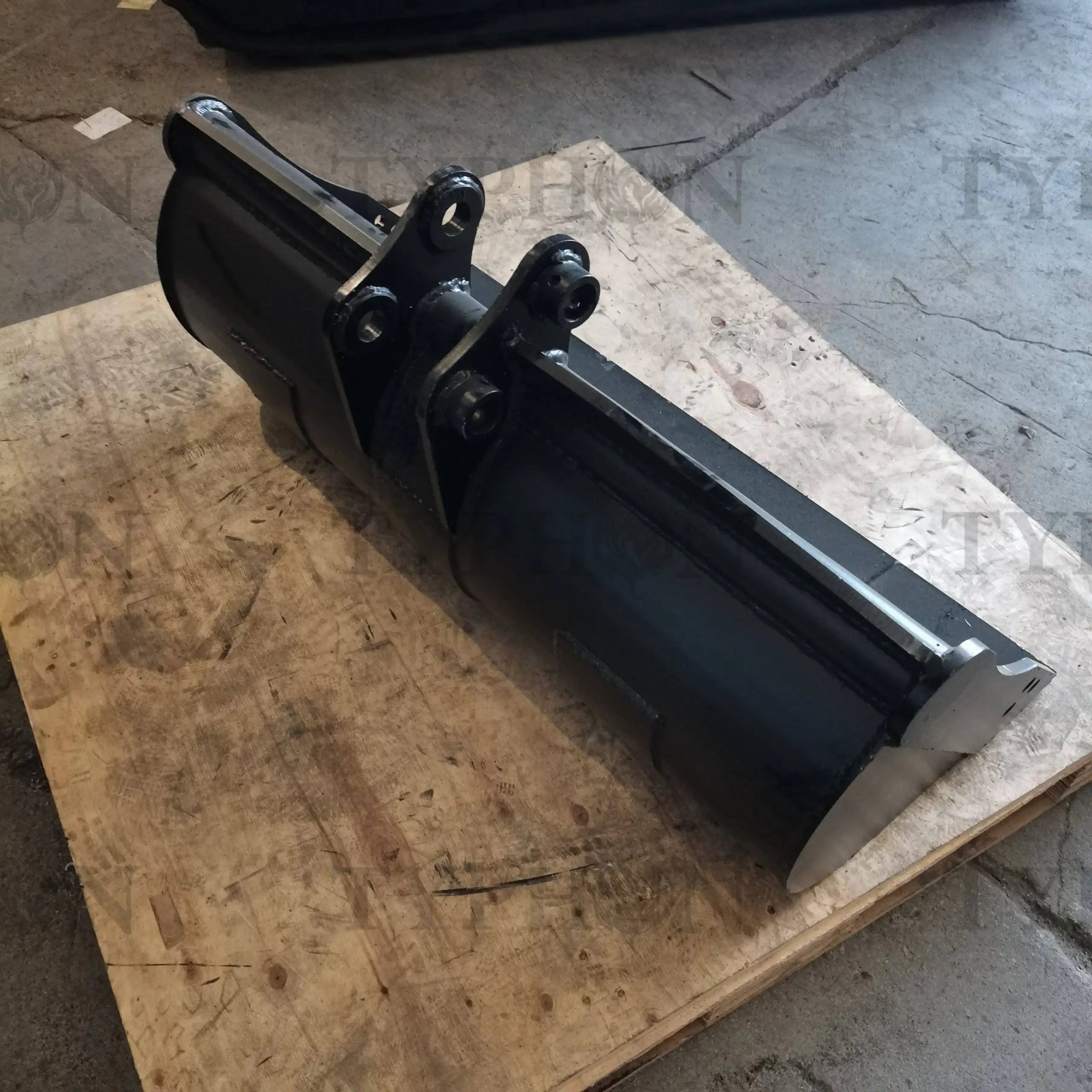 Excavator Attachment Tilt Bucket 47″ Hydraulic Tilting Bucket 1200mm Heavy Duty - 0