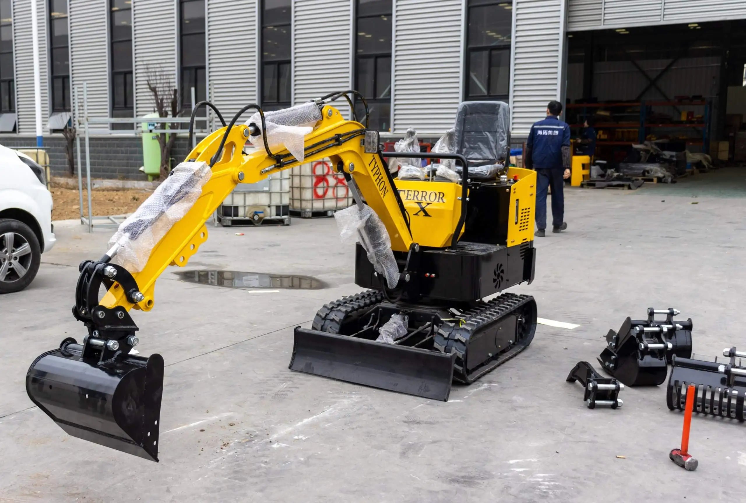 500mm Plain Mud Bucket Attachment for TYPHON Mini Excavators USA