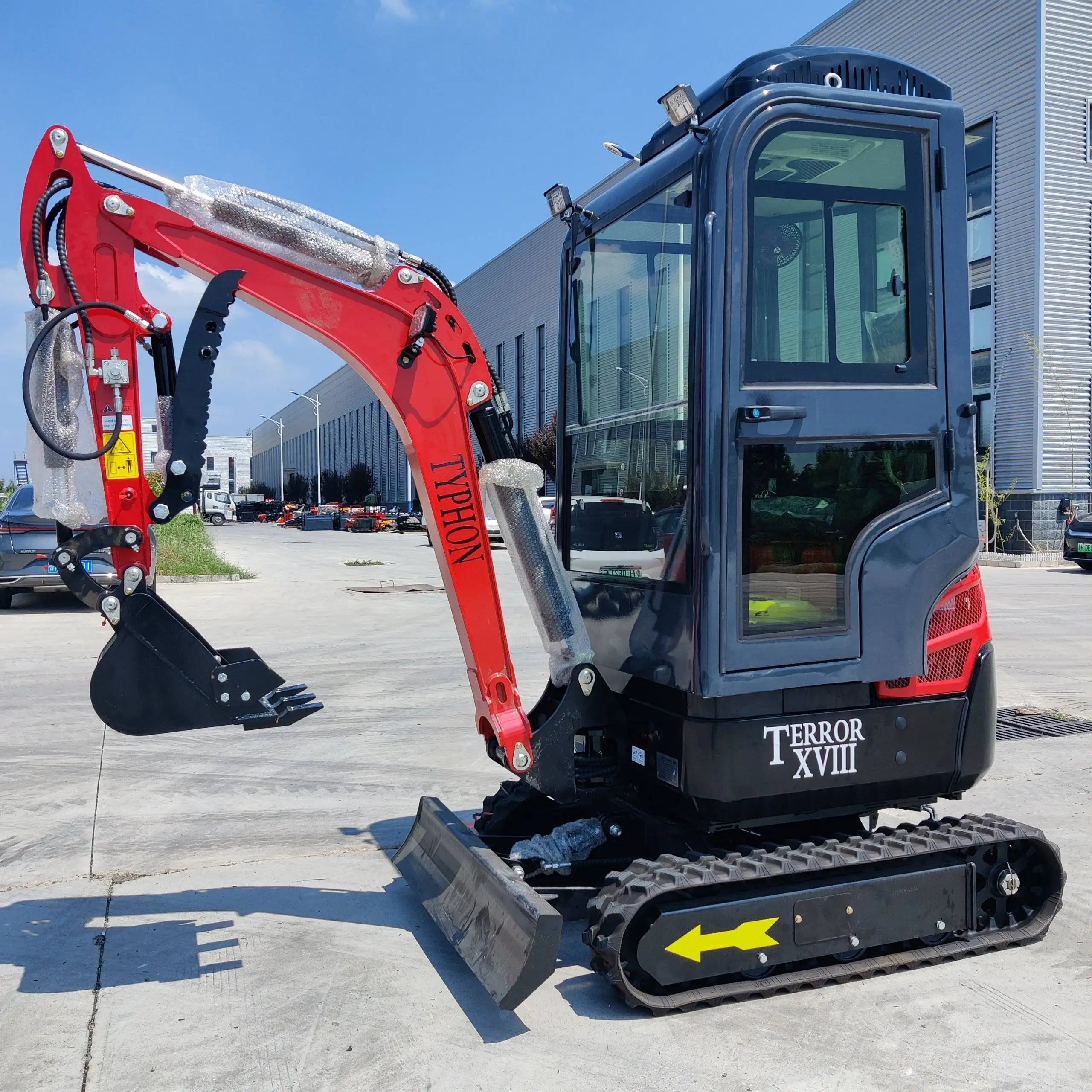 TYPHON TERROR XVIII Prestige 2 Ton Mini Excavator, KUBOTA D902 Diesel Engine USA