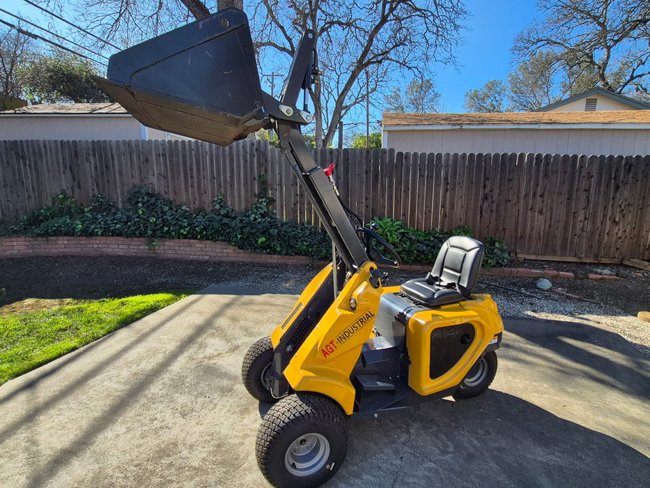 0.7 Ton, RATO Engine Front End Mini Loader | HR230 - 0