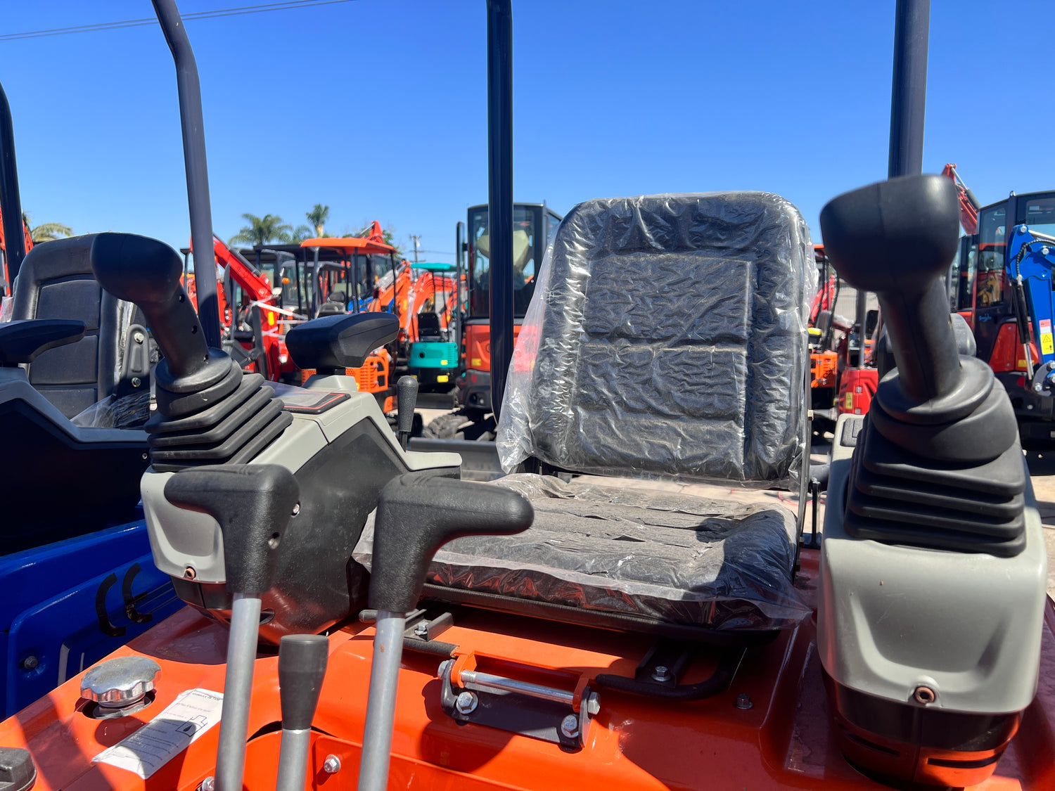 1.3 Ton, Kubota Diesel Engine Mini Excavator | AGT-DM20