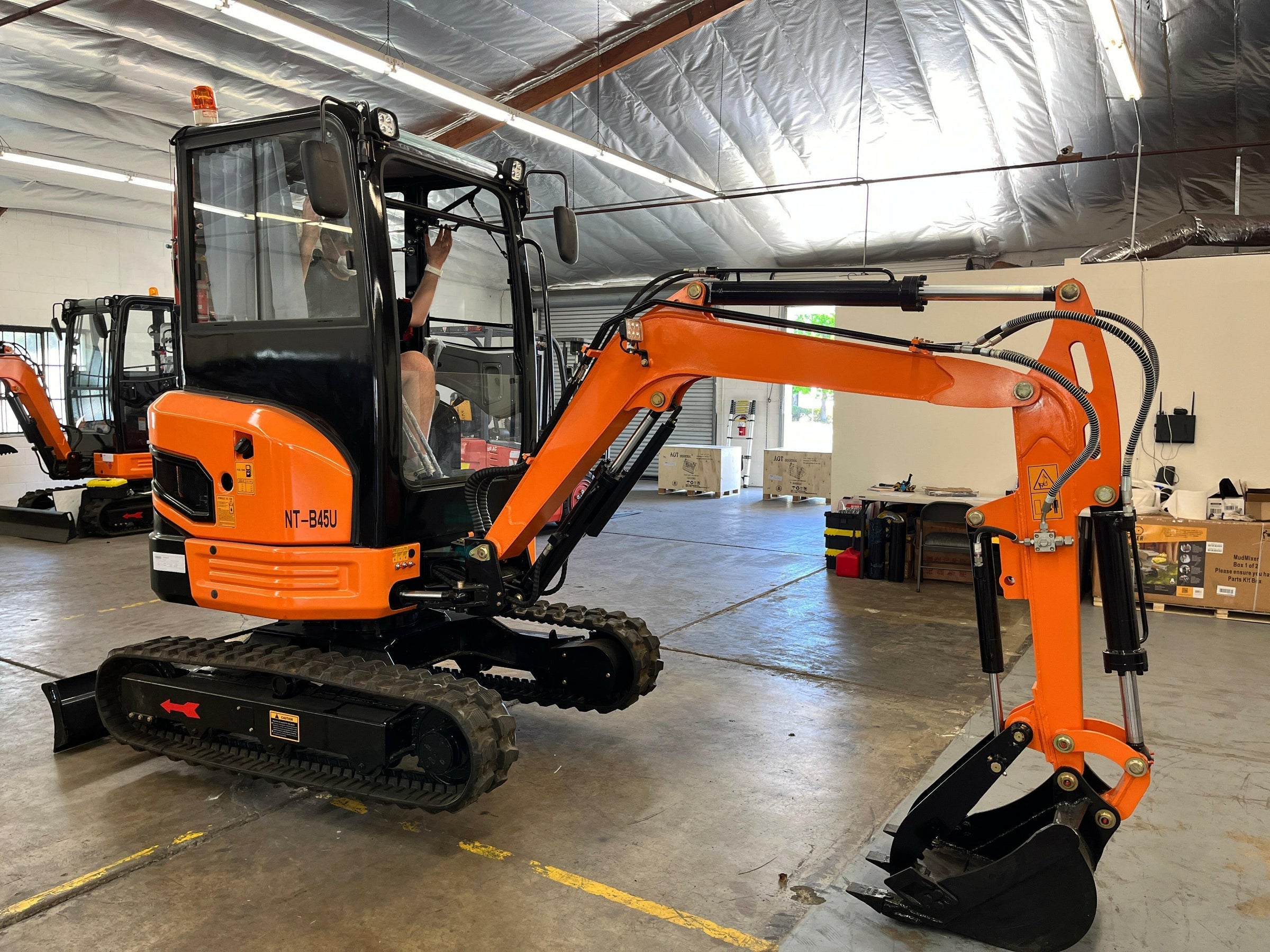 3 Ton, Yanmar Diesel Engine Mini Excavator w/ Swing Boom & Hydraulic Thumb | AGT-NTB45U | Pick up only or Arrange Shipping! - 0
