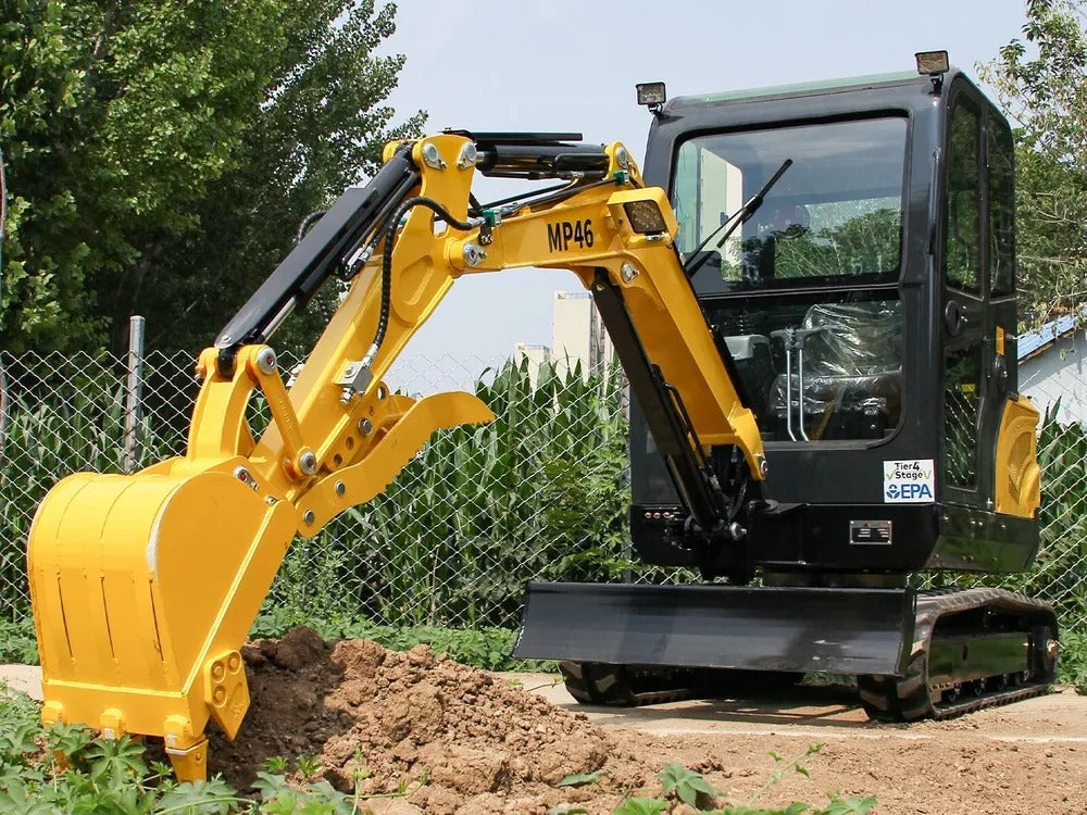 2 TON Mini Excavator Farm Small Digger EPA Engine Cab with 12 attachments